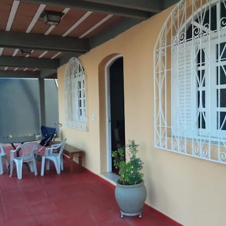 Casa 5 Quartos, Ampla, A 100 Metros Da Praia. Amigos E Familia Sao Bem Vindos A Essa Casa. Venha Viver Momentos Inesqueciveis Aqui. Guarapari Dış mekan fotoğraf